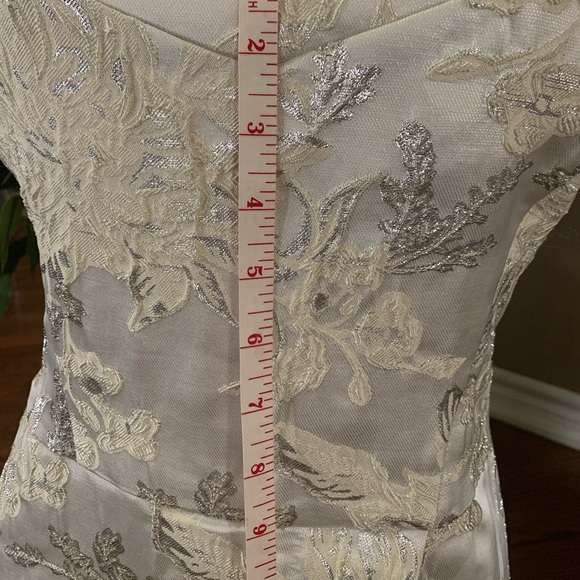 RW&CO SZ12-Strapless Dress - Picture 12 of 14